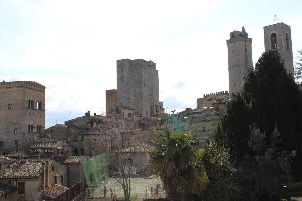 Locanda La Mandragola Bed & Breakfast San Gimignano Exterior photo