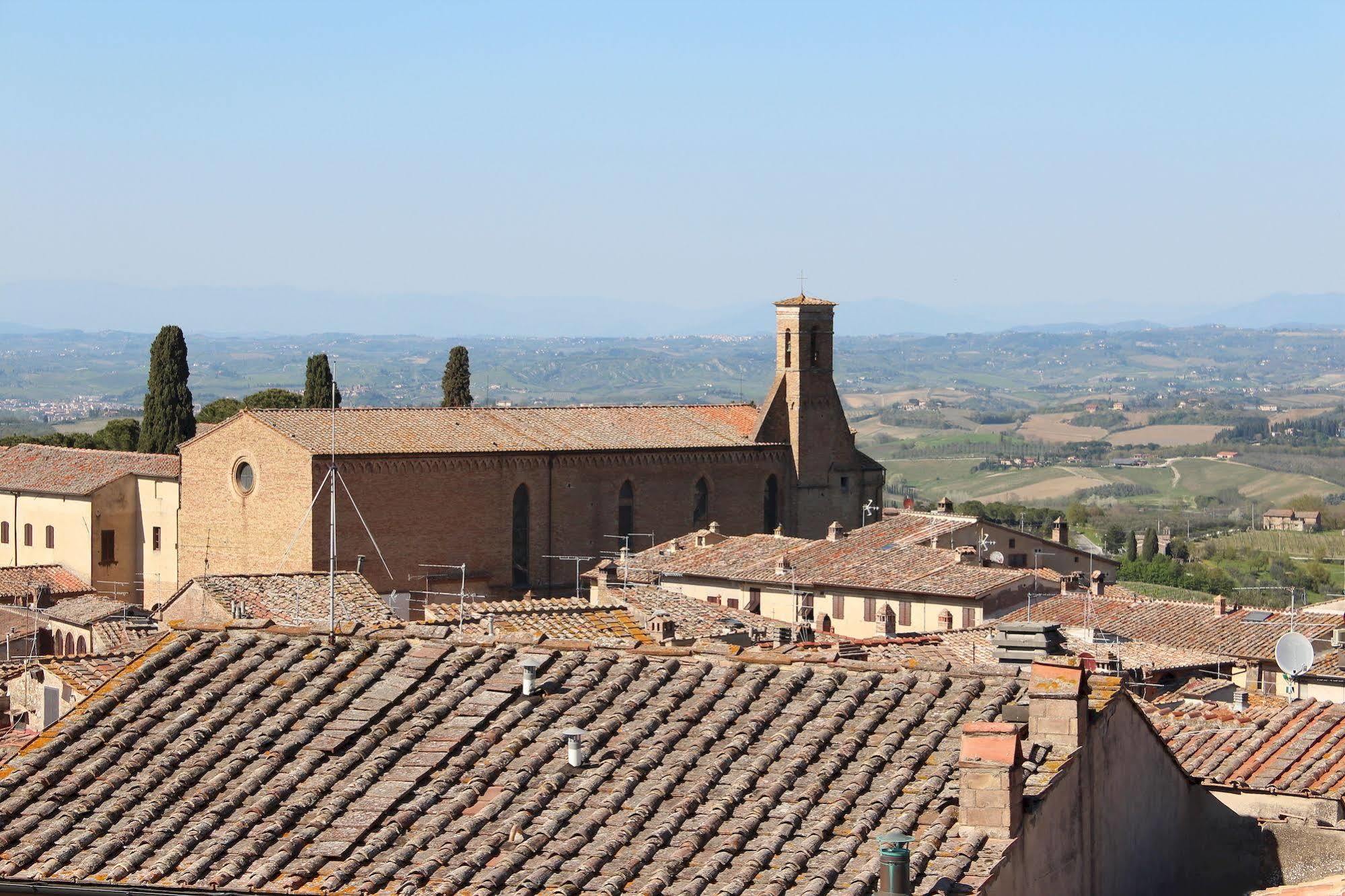 Locanda La Mandragola Bed & Breakfast San Gimignano Exterior photo